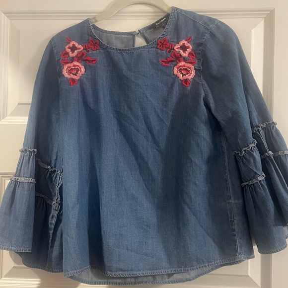 Express Chambray Boho Floral Embroidered 3/4 Bell Sleeve Top - Picture 3 of 4